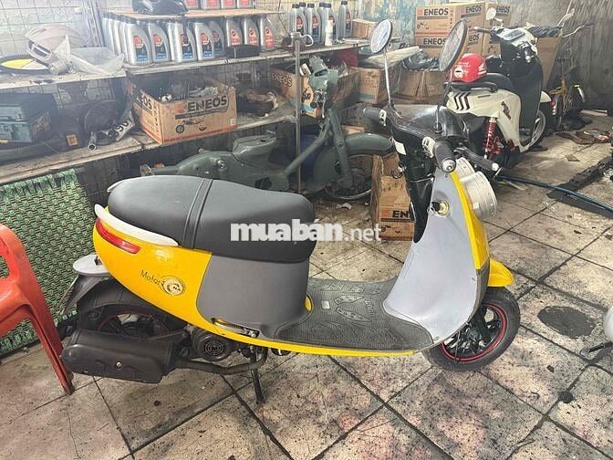 Xe máy Minion 50cc Vàng, xám
