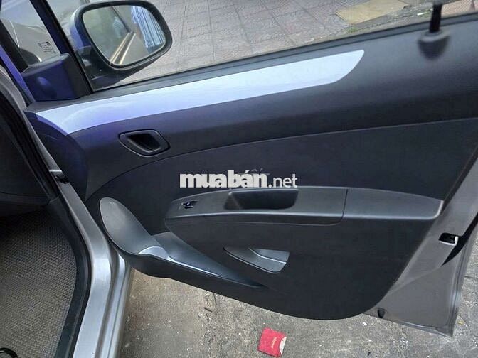 Chevrolet Spark LTZ Bạc