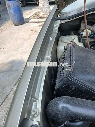 Mitsubishi Jolie 2004 Vàng cát