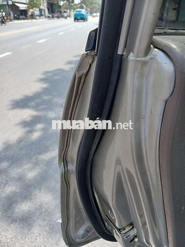Mitsubishi Jolie 2004 Vàng cát