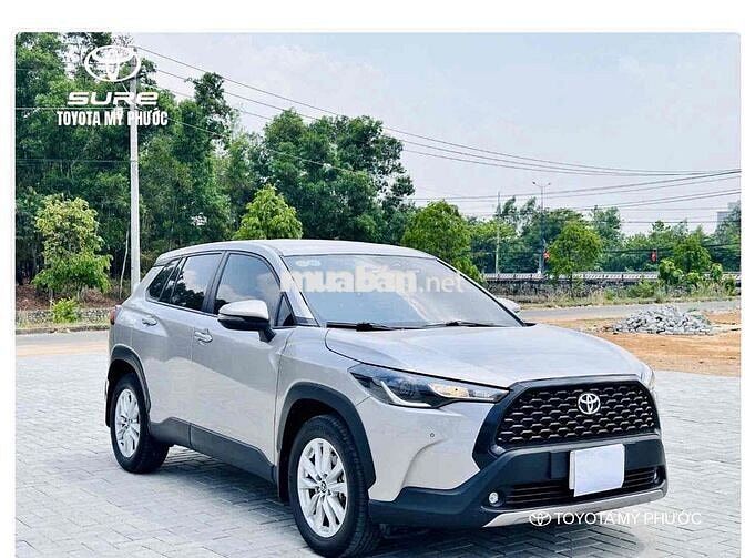 Toyota Corolla Cross 2022 Bạc 40.000km