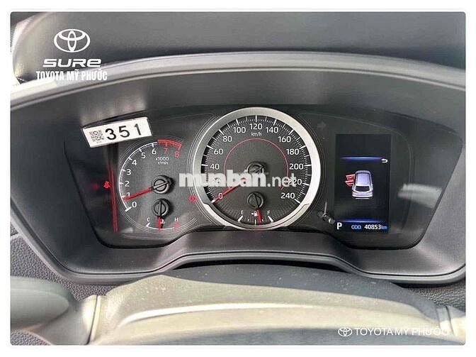 Toyota Corolla Cross 2022 Bạc 40.000km