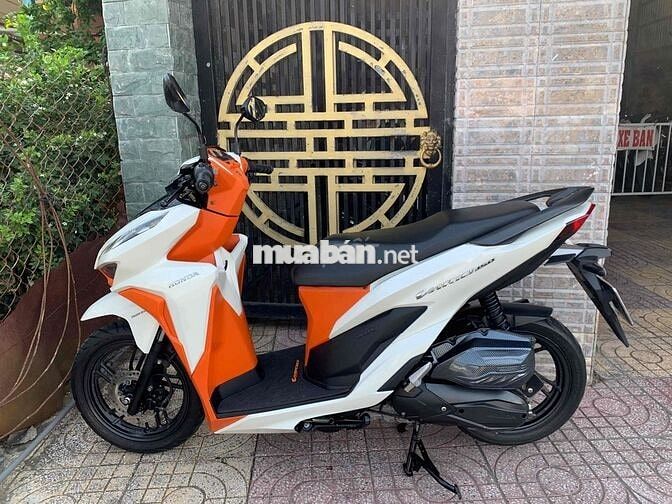 Honda Vario 150 2018 Trắng Cam 18000 km
