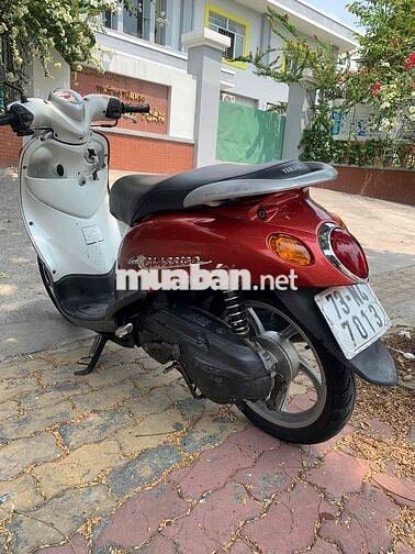 Yamaha Classico Đỏ trắng Đã sử dụng