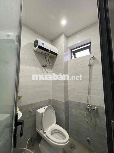 Cần cho thuê tầng 3 nhà mặt tiền Trần Cao Vân gần Lê Độ