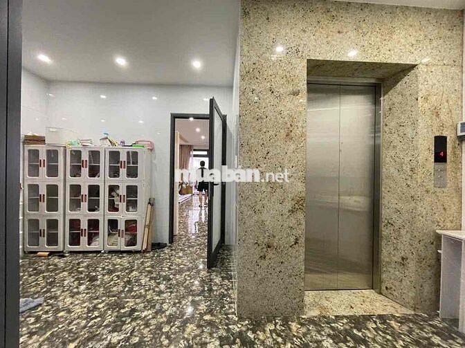Cần cho thuê tầng 3 nhà mặt tiền Trần Cao Vân gần Lê Độ