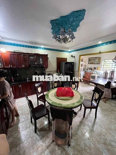Bán NR đẹp xuất sắc tại 3/6m ấp Tiền Lân, 11 tỷ, 130m2