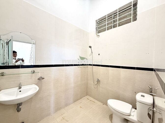 CHO THUÊ MẶT BẰNG RIÊNG BIỆT MỚI 120M2 KHU BÀN CỜ PHƯỚC LONG
