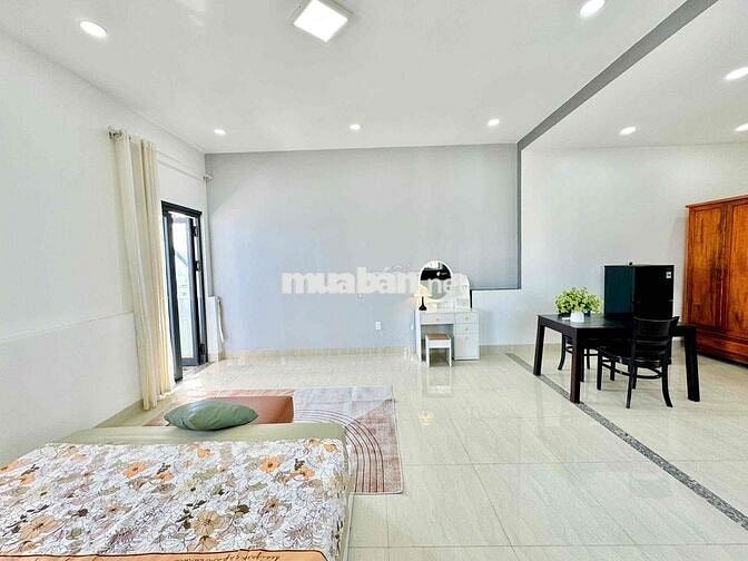 Cho thuê căn hộ Dã Tượng - Cách Biển 500m