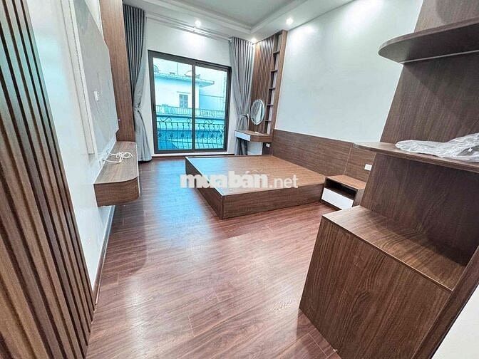 siêu phẩm nhà 4 tầng x59m mt 5,6m ngõ thông kd nhỏ , oto nhỉnh 10ty