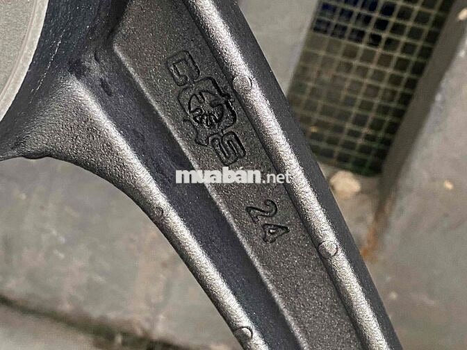 VÀNH XE FUTURE HONDA 2024 ĐEN