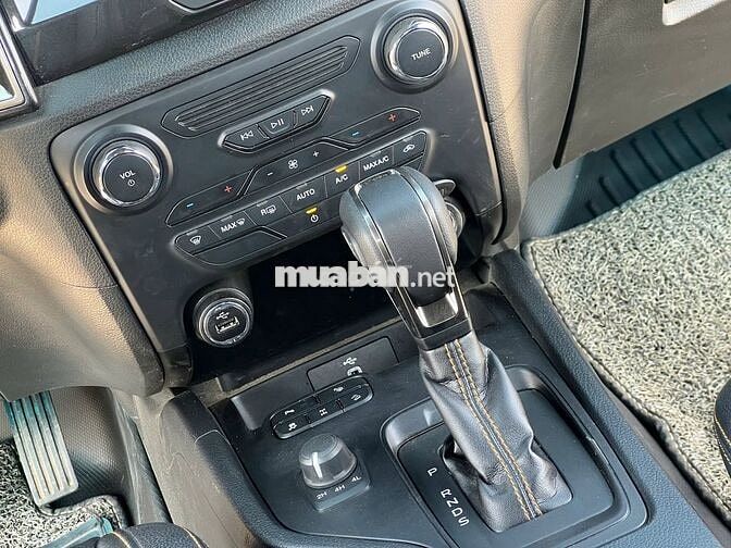 Ford Ranger Wildtrak 2021 Vàng đồng