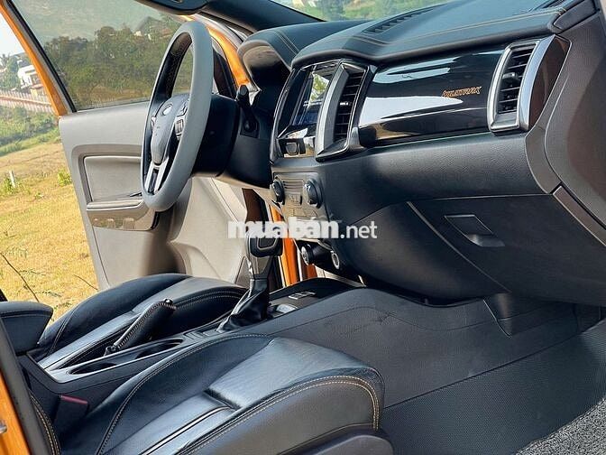 Ford Ranger Wildtrak 2021 Vàng đồng