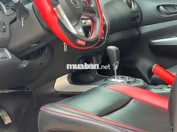 Nissan Navara EL 2022 Đỏ 65.000 km