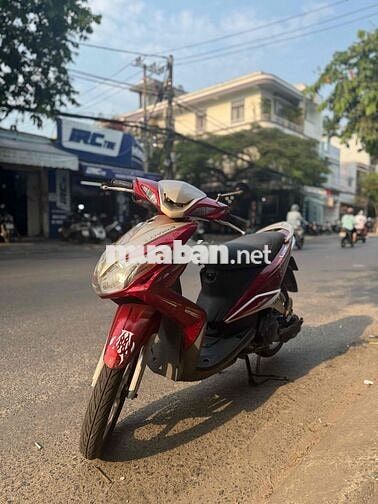 Yamaha Luvias Đỏ