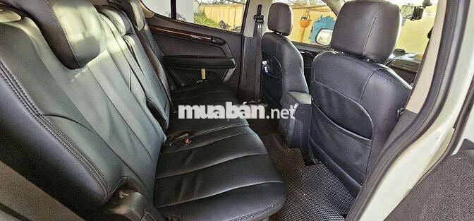Isuzu MUX 2017 Trắng