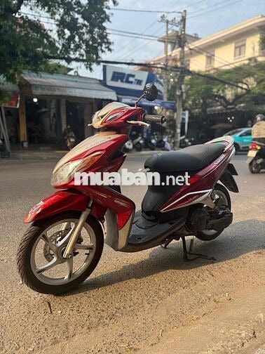 Yamaha Luvias Đỏ