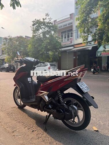 Yamaha Luvias Đỏ