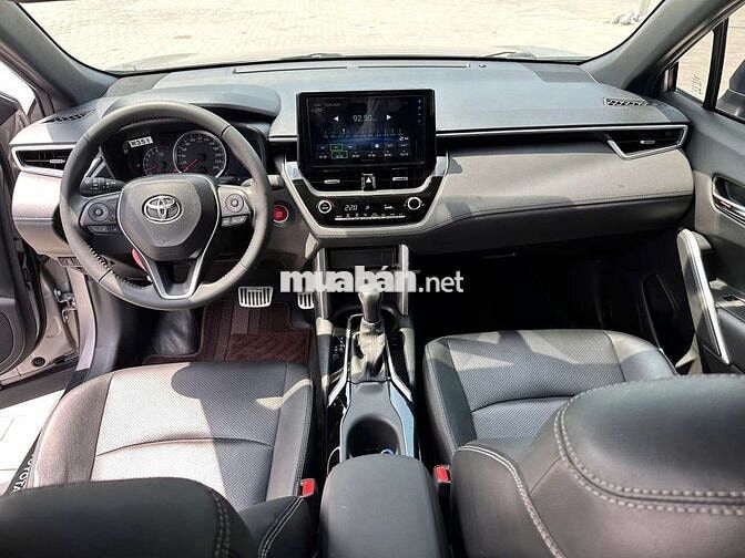 Toyota Corolla Cross 2022 1.8G 40.000km Bạc
