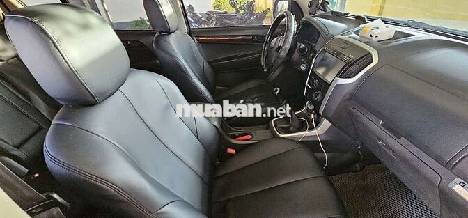 Isuzu MUX 2017 Trắng