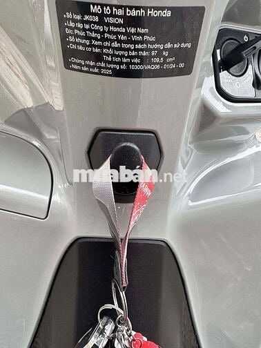 Honda Vision 2025 Xám 2700 km xe như mới