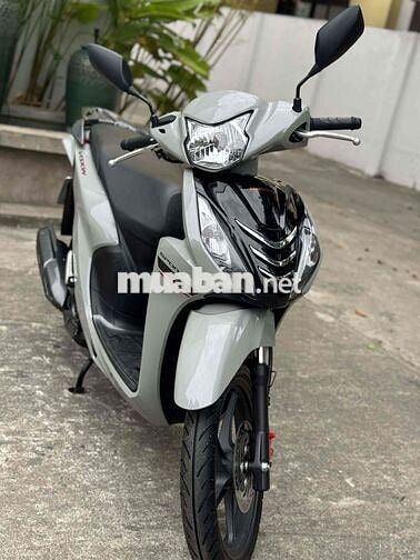 Honda Vision 2025 Xám 2700 km xe như mới