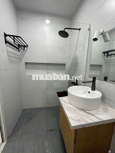 BÁN NHÀ NHỈNH 5 TỶ CHỢ VƯỜN CHUỐI NGUYỄN ĐÌNH CHIỂU Q3. NHÀ MỚI.