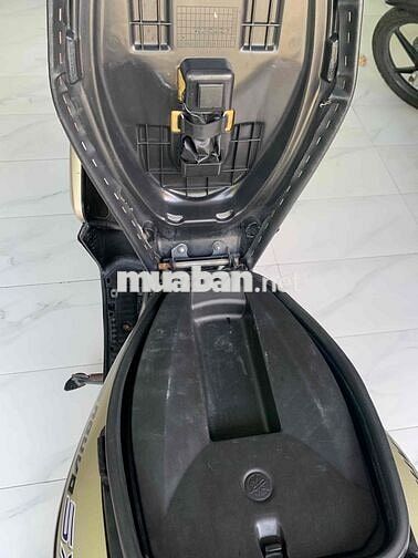 Yamaha Novo 5 Tím Vàng đồng