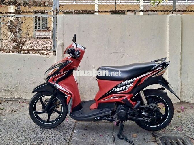 Yamaha Luvias Đặc biệt Đỏ đen