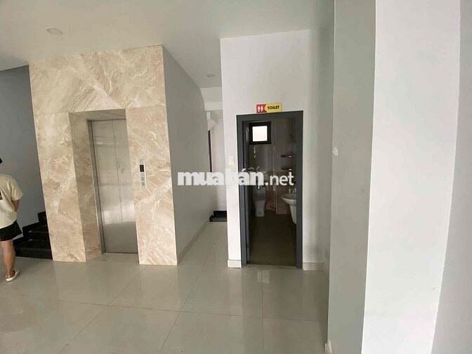 Văn phòng mặt tiền Nguyễn Thị Nhung-KĐT Vạn Phúc - Thủ Đức