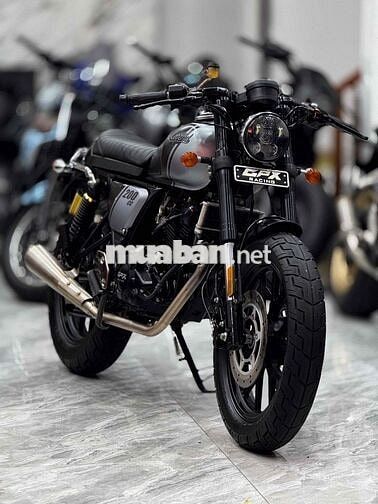 GPX Legend 200cc Cafe Racer odo 8200km