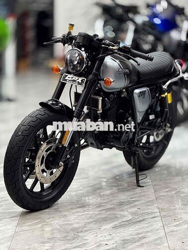 GPX Legend 200cc Cafe Racer odo 8200km