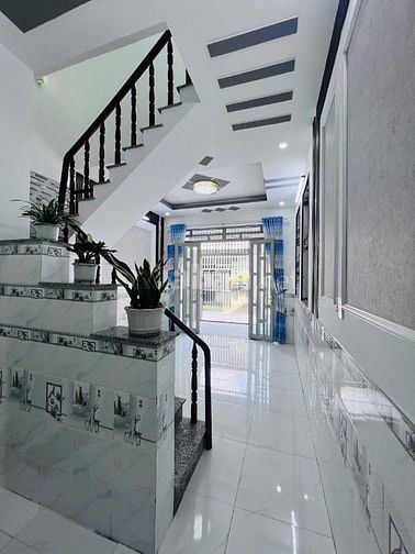 CHÍNH CHỦ GỬI EM THÍA NHÀ SHR 735 TRIỆU - 1 TRỆT 1 LẦU 2PN 2WC