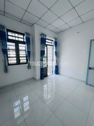 CHÍNH CHỦ GỬI EM THÍA NHÀ SHR 735 TRIỆU - 1 TRỆT 1 LẦU 2PN 2WC