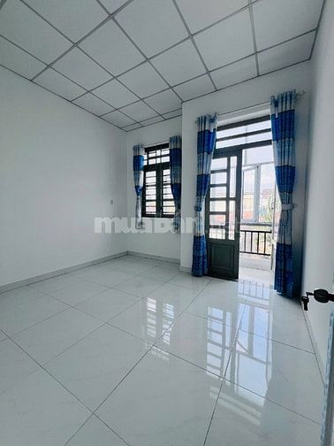 CHÍNH CHỦ GỬI EM THÍA NHÀ SHR 735 TRIỆU - 1 TRỆT 1 LẦU 2PN 2WC