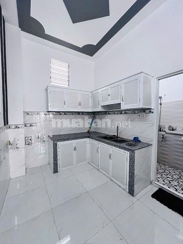 CHÍNH CHỦ GỬI EM THÍA NHÀ SHR 735 TRIỆU - 1 TRỆT 1 LẦU 2PN 2WC