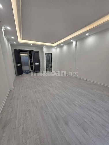 NHÀ MỞI Ở NGÀY – PHÚ THƯỢNG – TÂY HỒ - THANG MÁY – GẦN Ô TÔ, HƯỞNG TRỌ