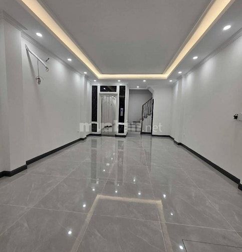 NHÀ MỞI Ở NGÀY – PHÚ THƯỢNG – TÂY HỒ - THANG MÁY – GẦN Ô TÔ, HƯỞNG TRỌ