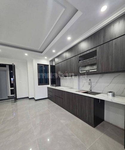 NHÀ MỞI Ở NGÀY – PHÚ THƯỢNG – TÂY HỒ - THANG MÁY – GẦN Ô TÔ, HƯỞNG TRỌ
