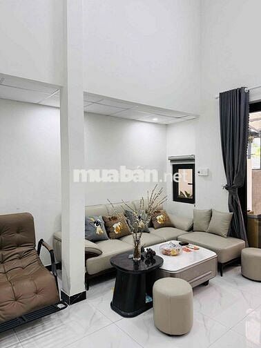 CẦN BÁN NHÀ CẤP 4 FULL NỘI THẤT