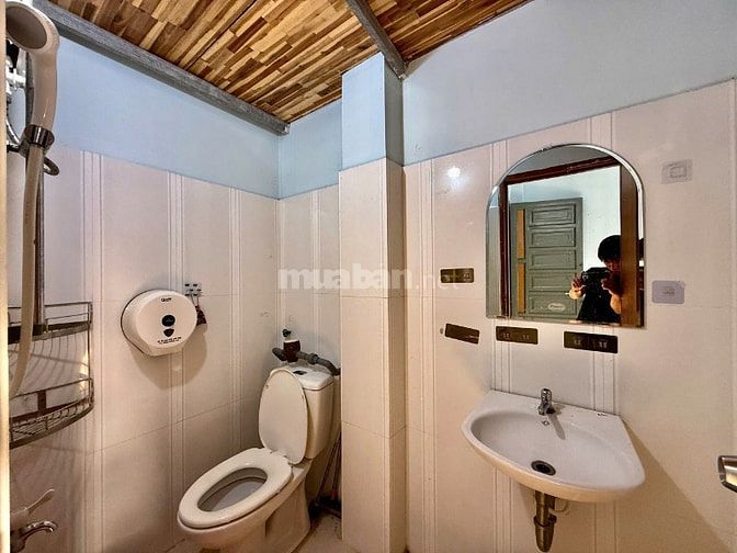 Cho thuê phòng dài hạn đường Hoàng Dư Khương, Q1O