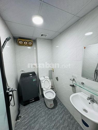 Bán nhà riêng tại Nguyễn Trãi 12.8 tỷ, 50m2, 6PN + 7WC 7tầng thang máy