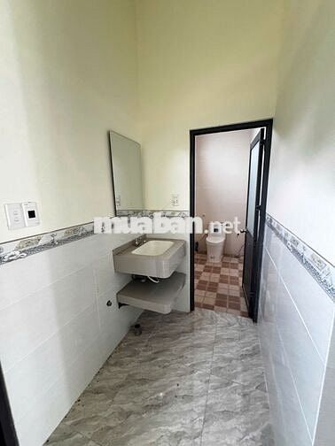 Nhà cách Đại Học Việt Đức chỉ 3p, bán nhanh giá 1ty599/ 100m2