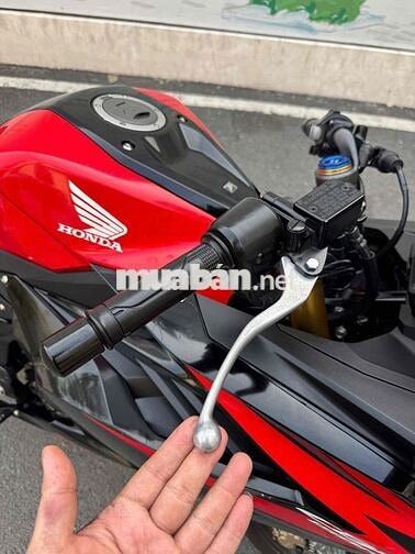 Honda CBR150R ĐKLĐ 5/2025 chính chủ biển 15