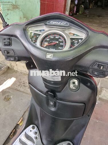 Honda Lead màu Đỏ