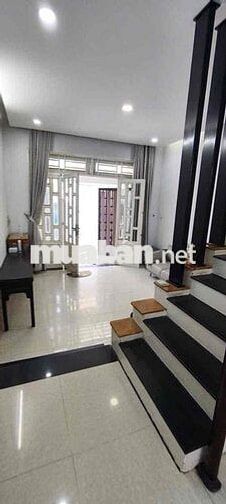 cho thuê nhà sát ngã tư ga , chợ cầu đồng 2 lầu 3 phòng ngủ Đường 6m