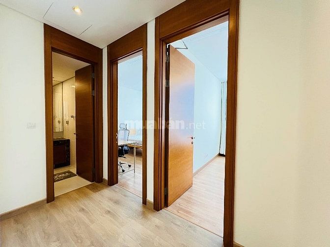 Cho thuê căn hộ Xi Riverview Palace tầng trung, 145m2, full nội thất