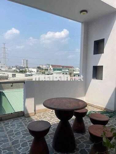 cho thuê nhà sát ngã tư ga , chợ cầu đồng 2 lầu 3 phòng ngủ Đường 6m