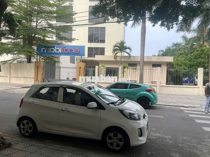 Kia Morning Trắng Số sàn, đời 2015 xe đẹp lợi xăng