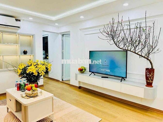 Căn hộ Bách Khoa 90m, 3PN, ban công rộng, full nội thất, gần bai  ô to